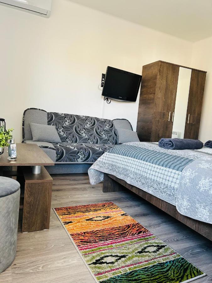 Eros Apartman Hajdúszoboszló Zewnętrze zdjęcie