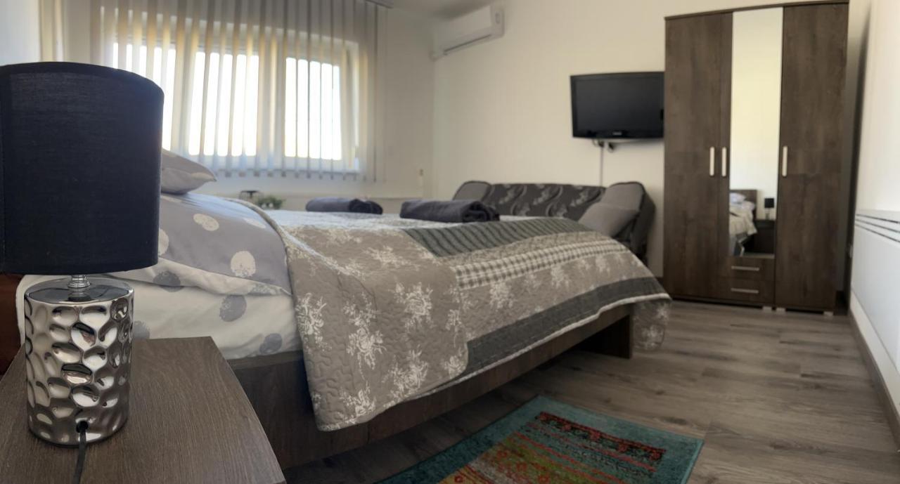 Eros Apartman Hajdúszoboszló Zewnętrze zdjęcie