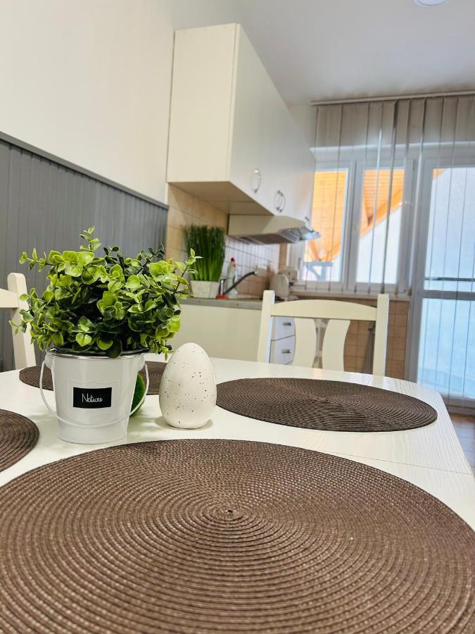 Eros Apartman Hajdúszoboszló Zewnętrze zdjęcie
