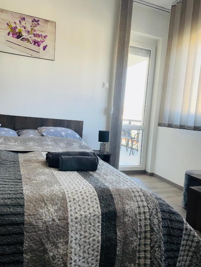 Eros Apartman Hajdúszoboszló Zewnętrze zdjęcie