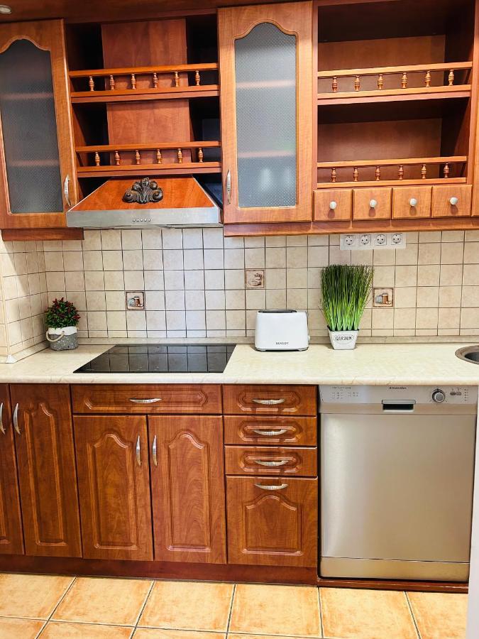 Eros Apartman Hajdúszoboszló Zewnętrze zdjęcie