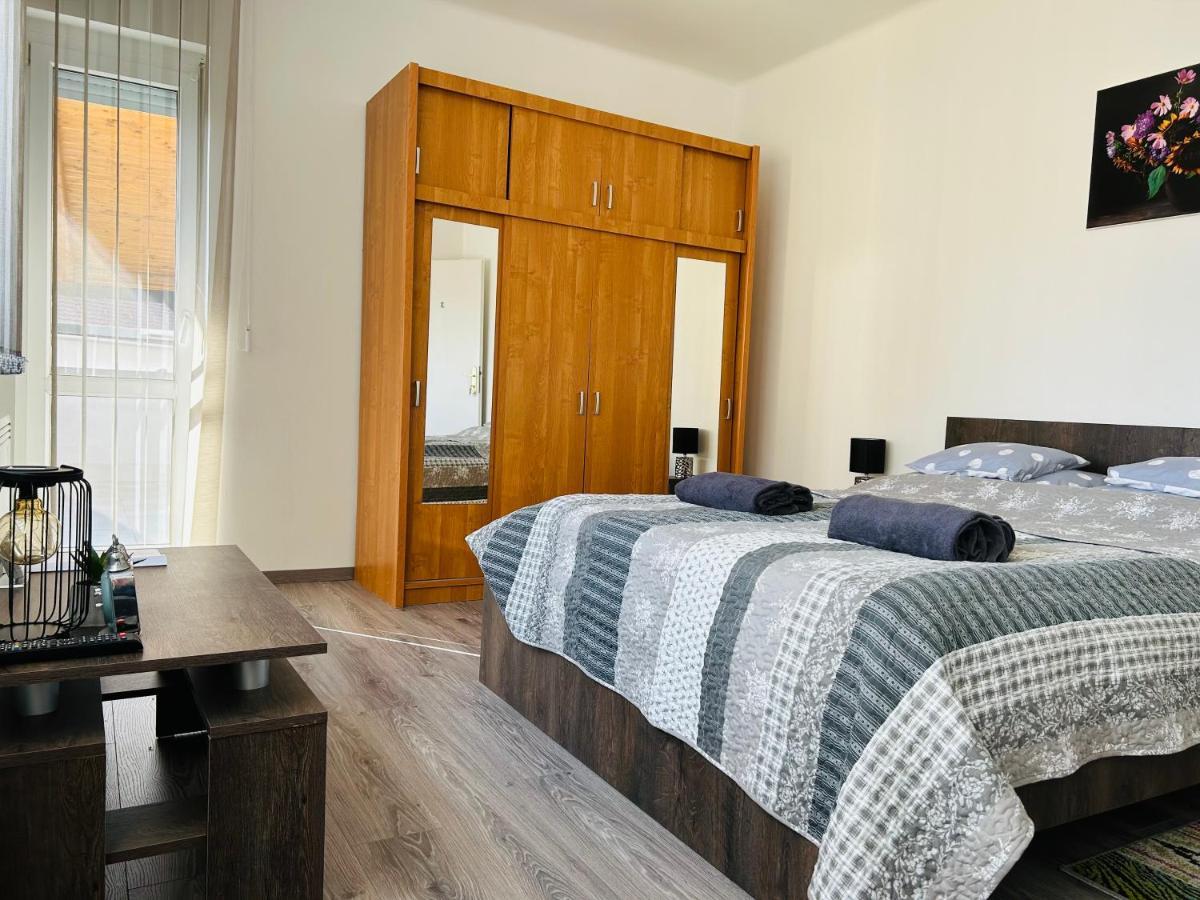 Eros Apartman Hajdúszoboszló Zewnętrze zdjęcie